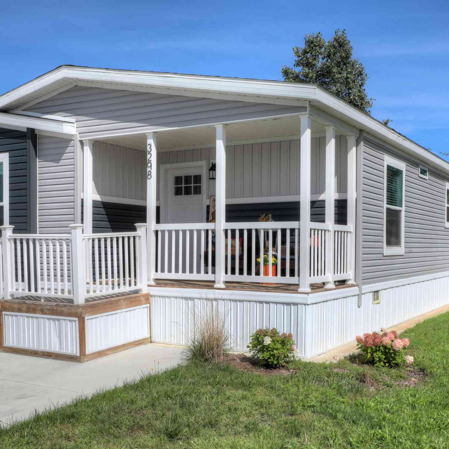 Mobile Home For Sale - 3298 Hillcrest Way #365<br/> Zeeland, MI 49464