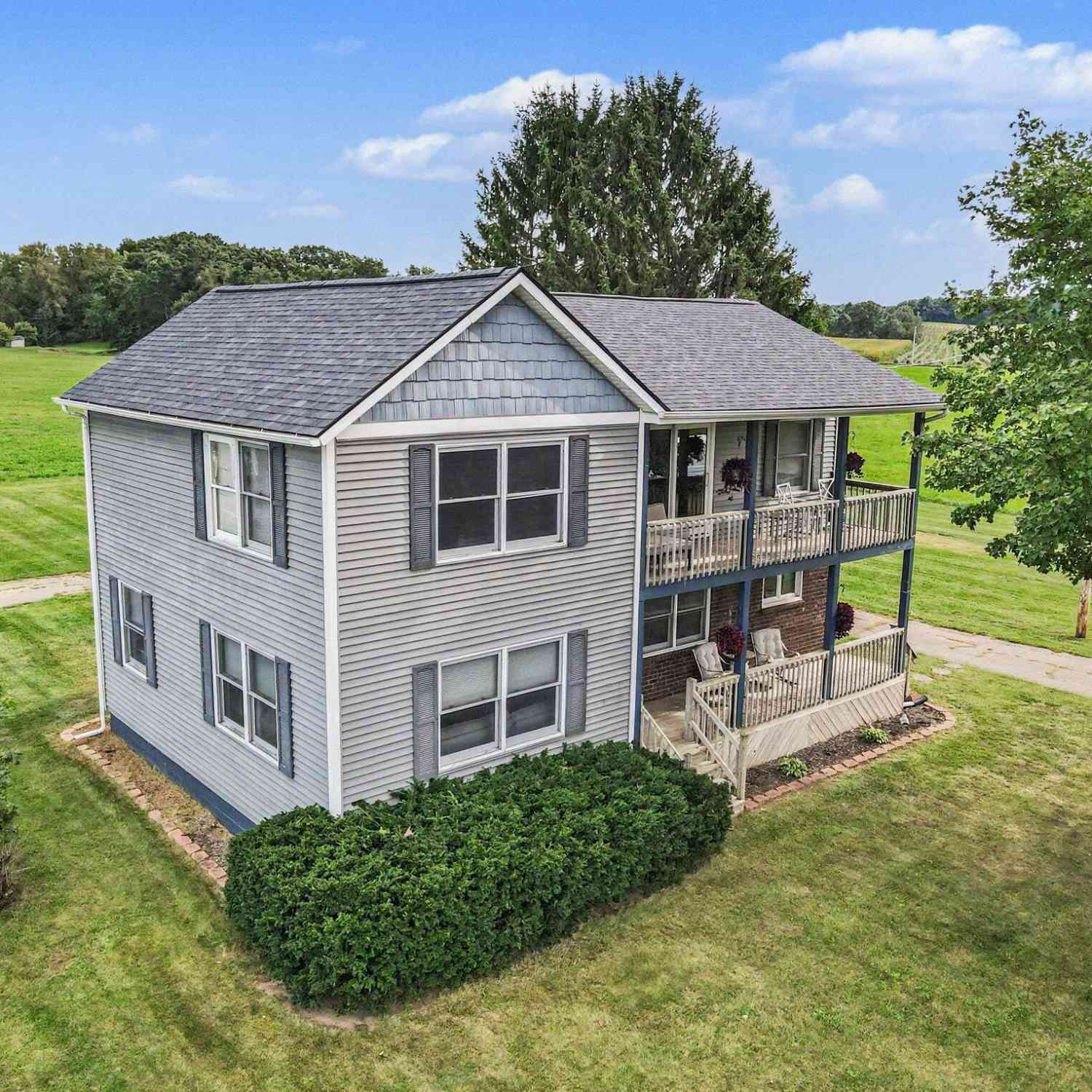 Homes For Sale - 35545 County Road 669<br/> Decatur, MI 49045