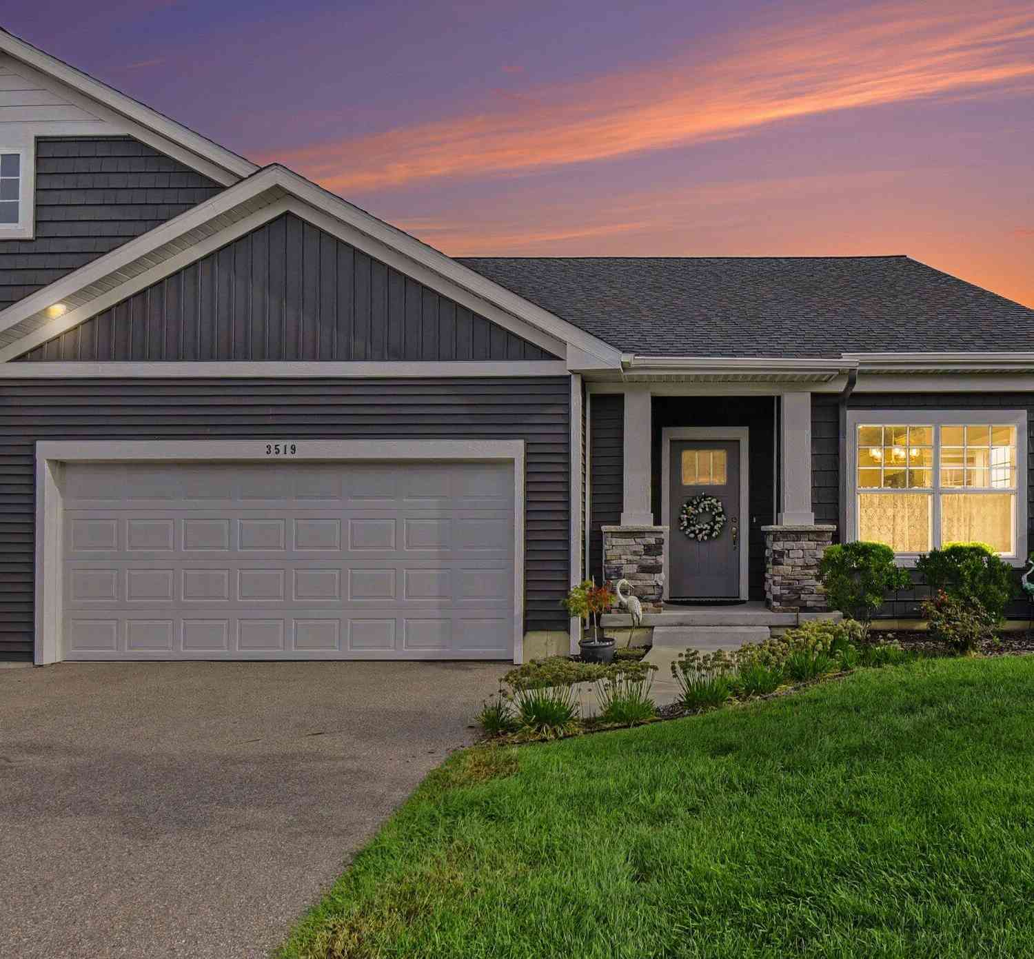 Condo For Sale - 3519 Pleasant River Street<br/> Wyoming, MI 49418