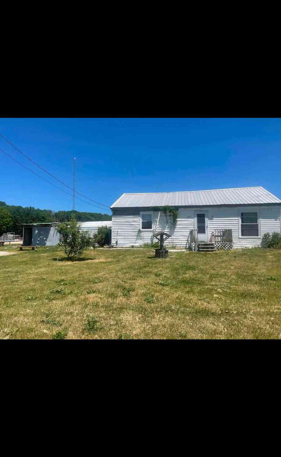 Homes For Sale - 4800 N Greenville Road<br/> Lakeview, MI 48850