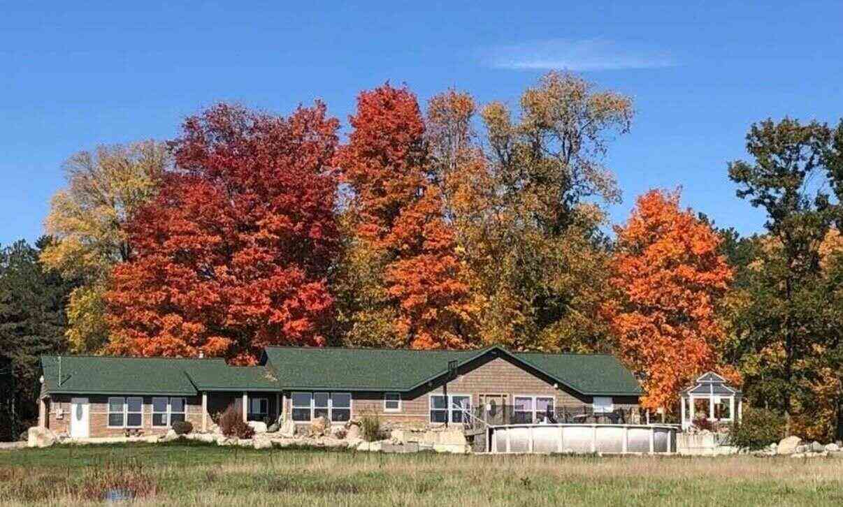 Homes For Sale - 17675 Pierce Road<br/> Stanwood, MI 49346
