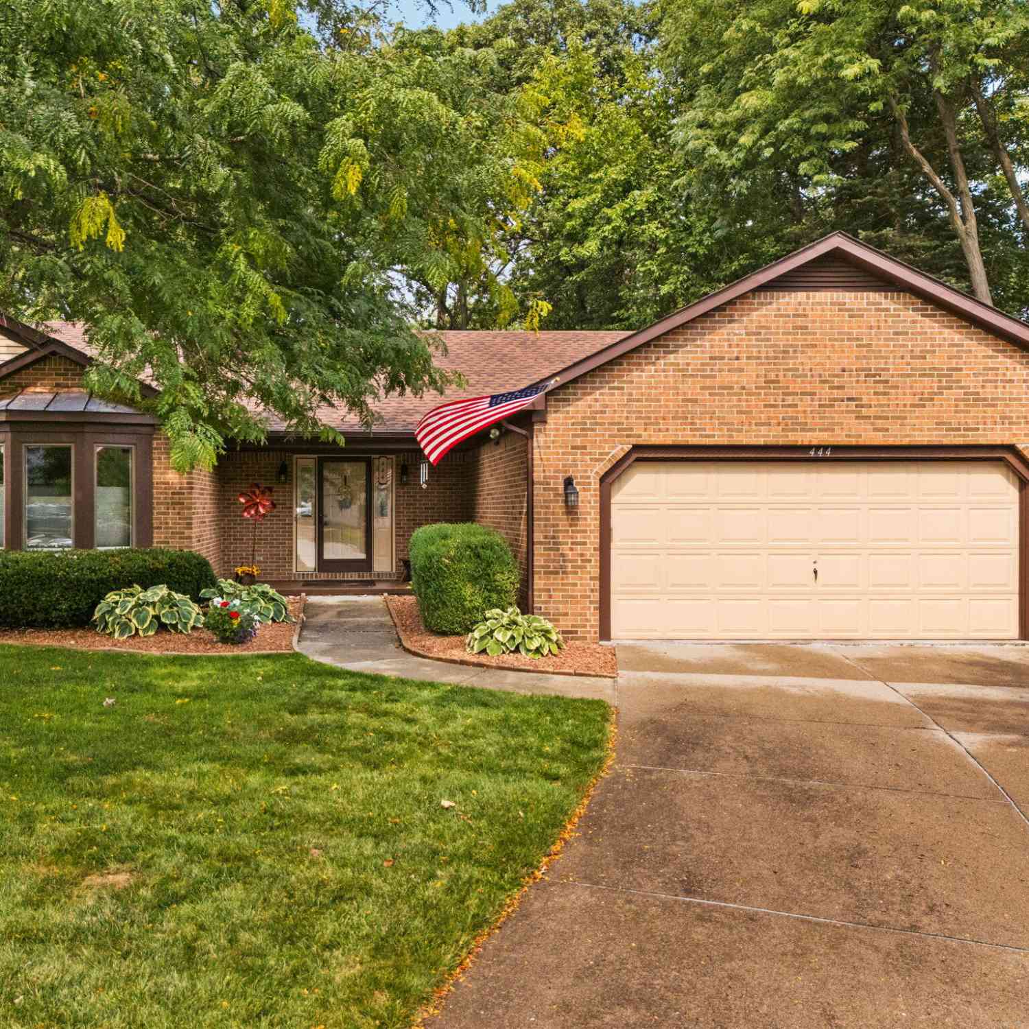 Homes For Sale - 444 Burr Oak Drive<br/> Ann Arbor, MI 48103