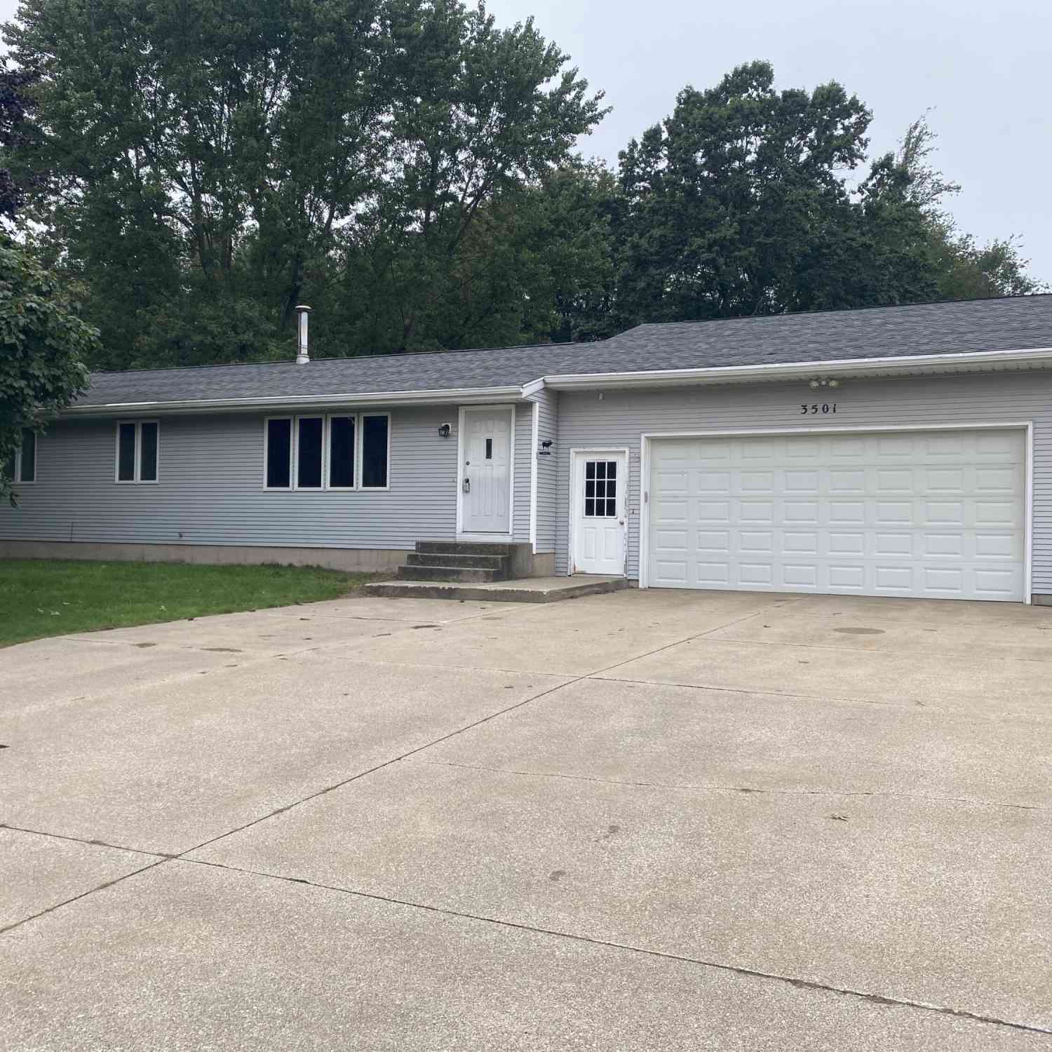 Homes For Sale - 3501 N 144th Avenue<br/> Holland, MI 49424