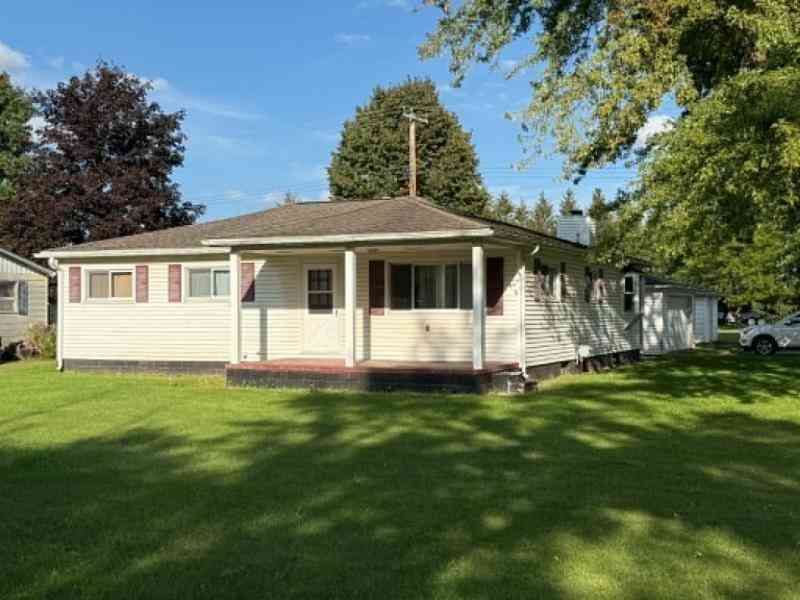 Homes For Sale - 396 S Silver Street<br/> Huron County, Bad Axe, MI 48413