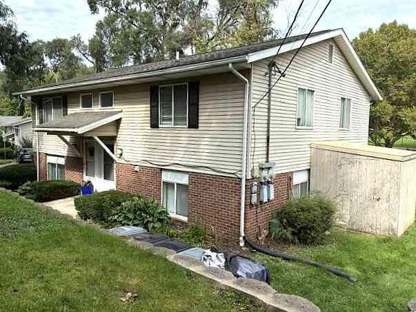 Multifamily For Rent - 1530 Siller Terrace<br/> Ann Arbor, MI 48103