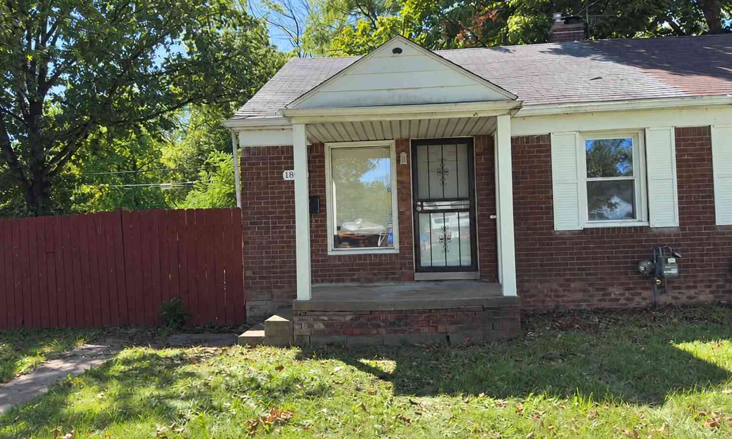 Homes For Sale - 18942 Moross Road<br/> Detroit, MI 48224