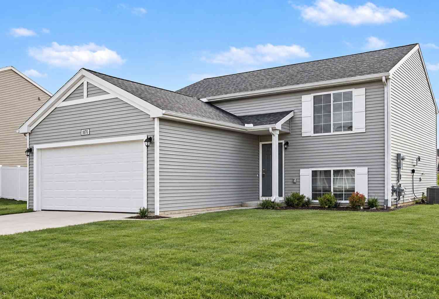 Homes For Sale - 4016 Sugarsand Lane<br/> Bridgman, MI 49106
