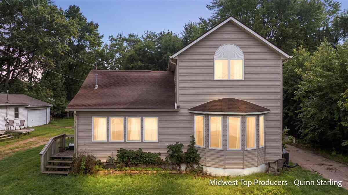 Homes For Sale - 373 Charlotte Street<br/> Eaton County, Mulliken, MI 48861