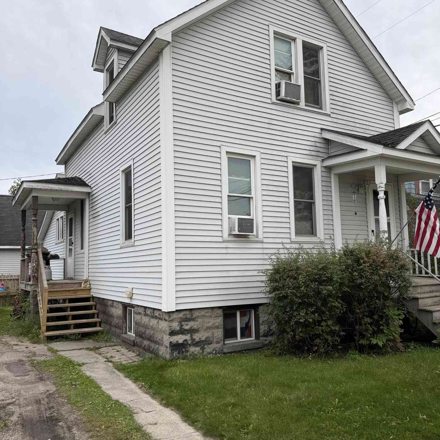 Homes For Sale - 210 S 7th Avenue<br/> Alpena County, Alpena, MI 49707