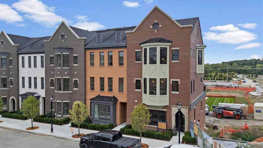 Condo For Sale - 336 CADY E Cady Street #7<br/> Northville, MI 48167