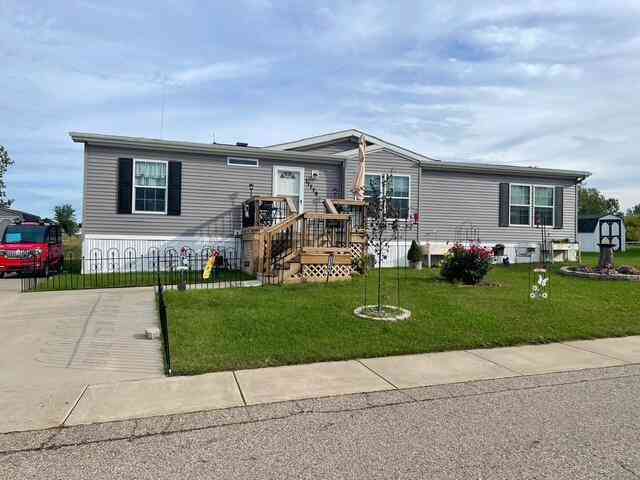 Mobile Home For Sale - 11779 Northern Shores<br/> Holland, MI 49424