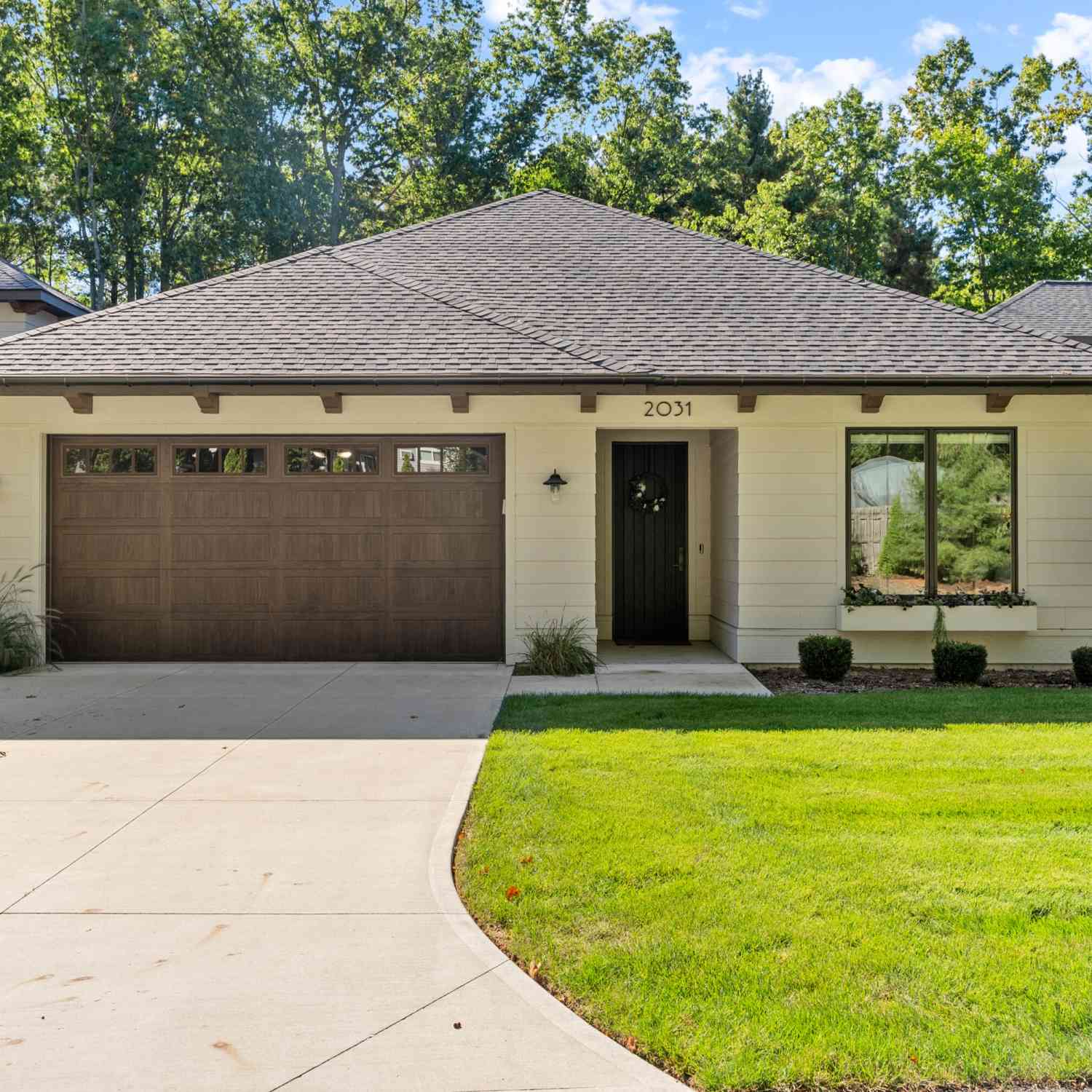 Condo For Sale - 2031 Ottawa Beach Road<br/> Holland, MI 49424