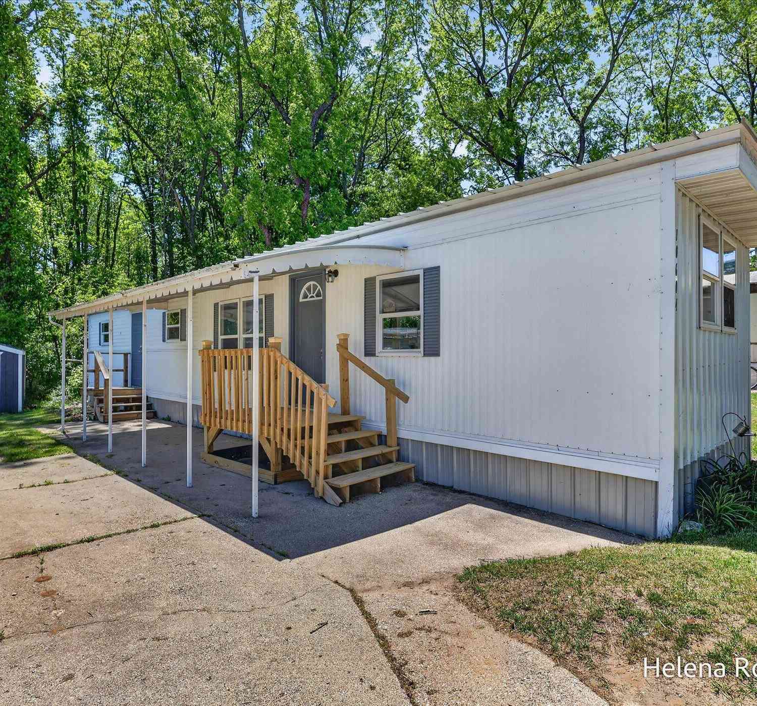 Mobile Home For Sale - 10604 Peachtree Street<br/> Barry County, Plainwell, MI 49080