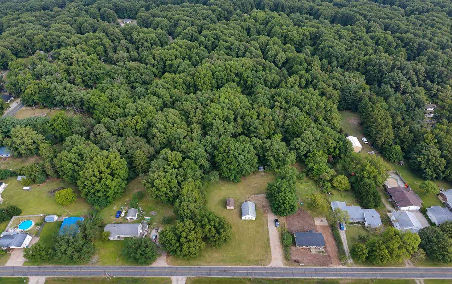 Homes For Sale - 1323 Stateline Road<br/> Niles, MI 49120