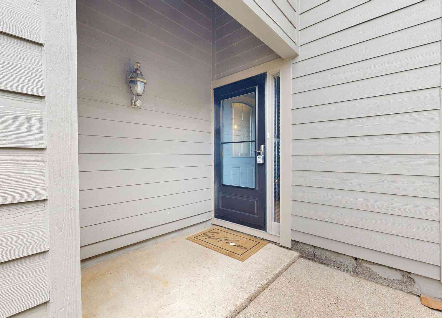 Condo For Sale - 718 Peninsula Court<br/> Ann Arbor, MI 48105