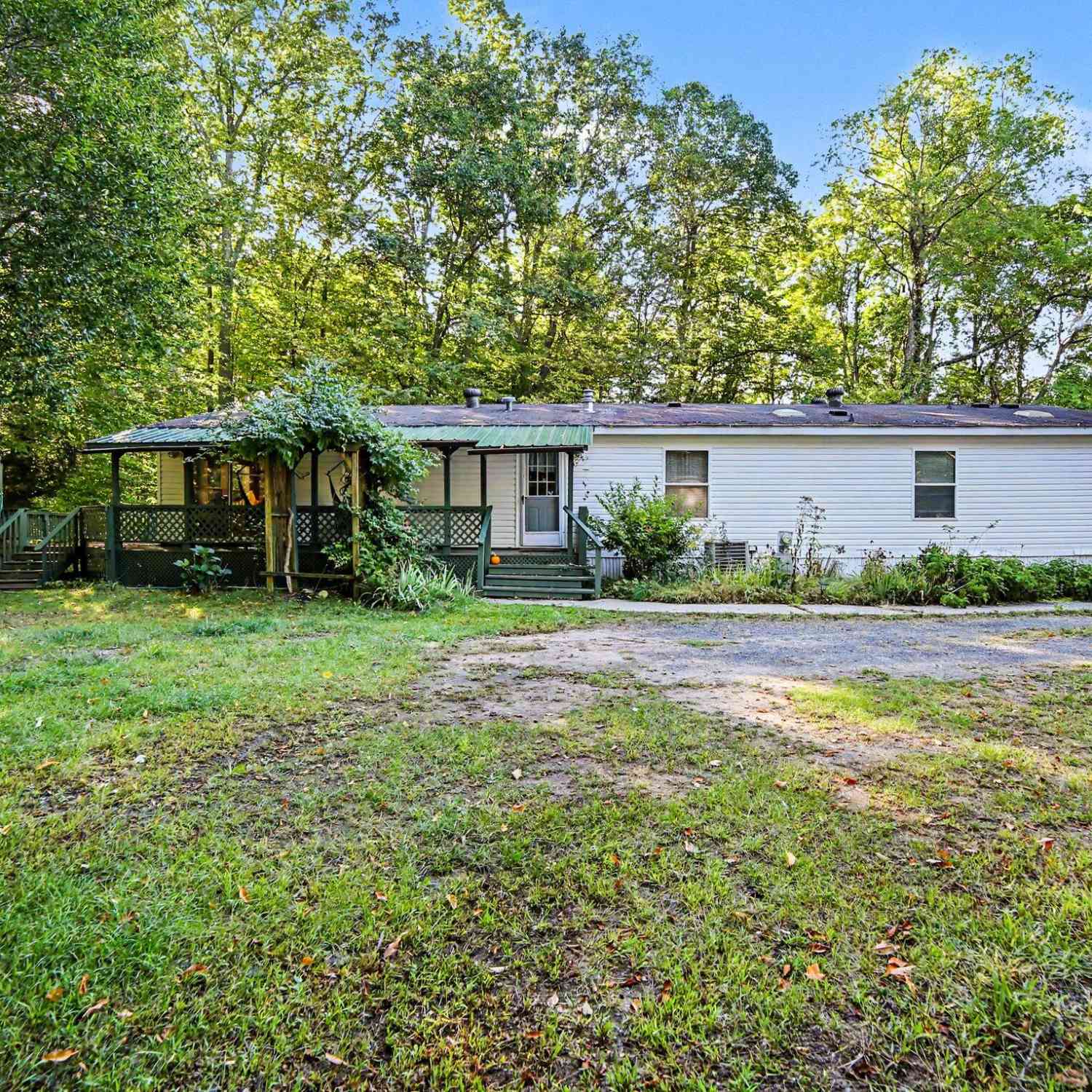 Mobile Home For Sale - 1084 N Brandy Lane<br/> Ludington, MI 49431