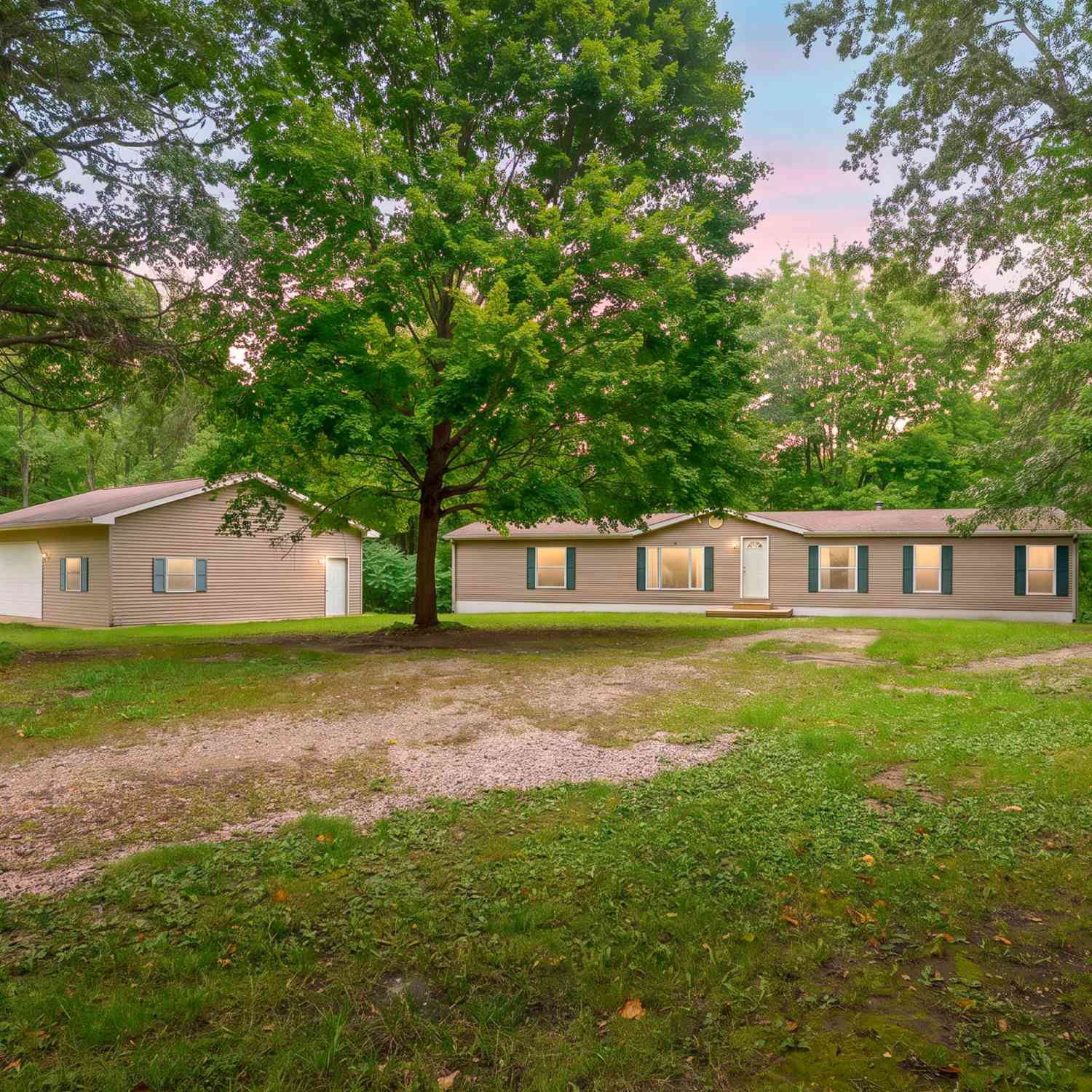 Mobile Home For Sale - 14717 Manning Lake Road<br/> Battle Creek, MI 49017