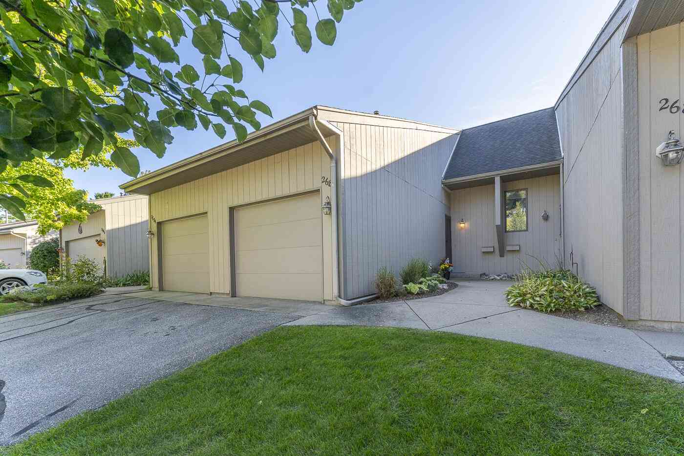 Condo For Sale - 2682 Limestone Lane #23<br/> Grand Rapids, MI 49525