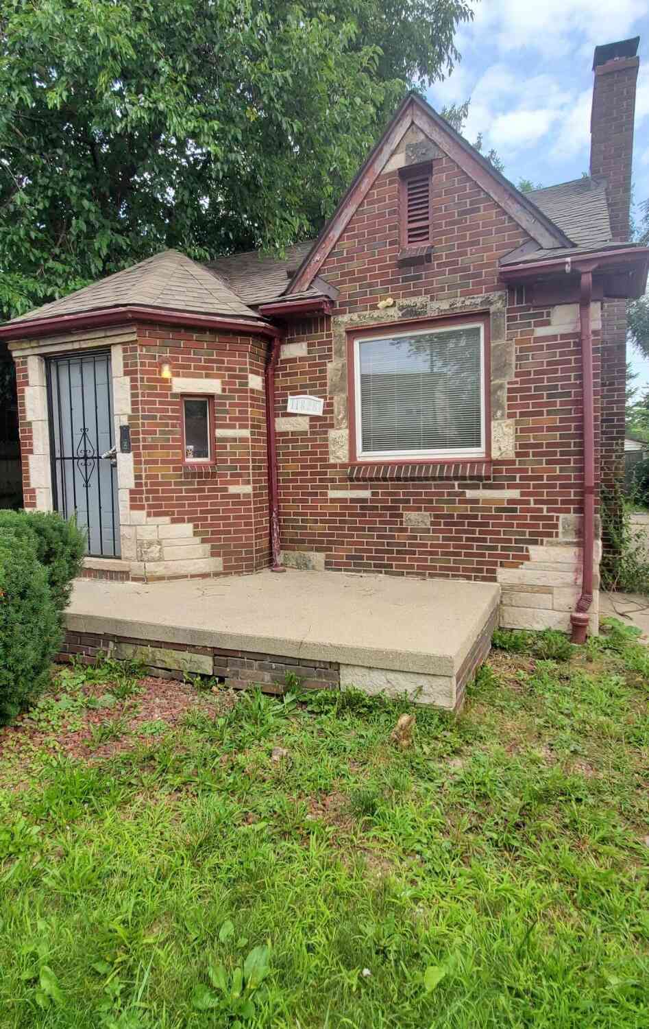 Homes For Sale - 11828 College Street<br/> Detroit, MI 48205