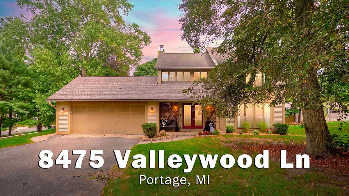 Homes For Sale - 8475 Valleywood Lane<br/> Portage, MI 49024