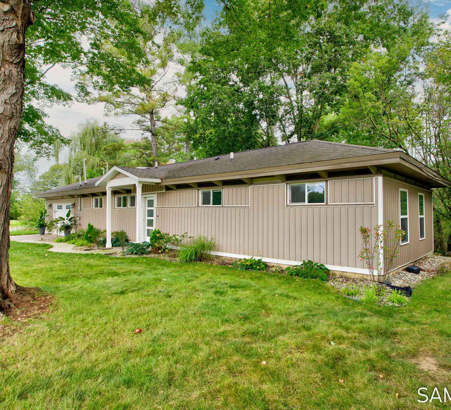 Homes For Sale - 3789 Yellowstone Drive<br/> Grandville, MI 49418