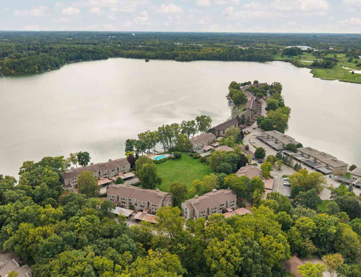 Condo For Sale - 1660 Cliffs Landing #102<br/> Ypsilanti, MI 48198