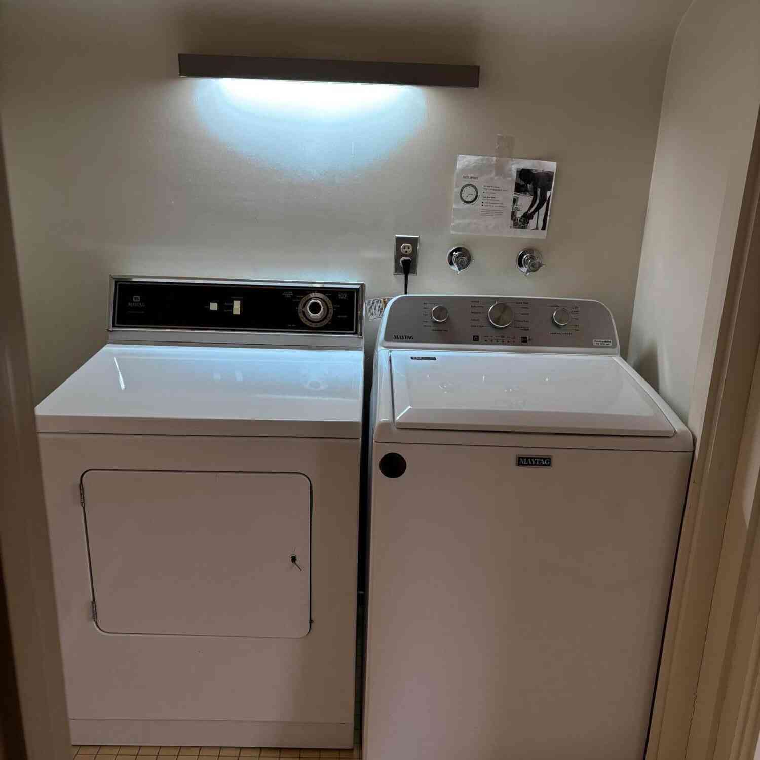 Apartment For Rent - 332 E Washington Street<br/> Ann Arbor, MI 48104