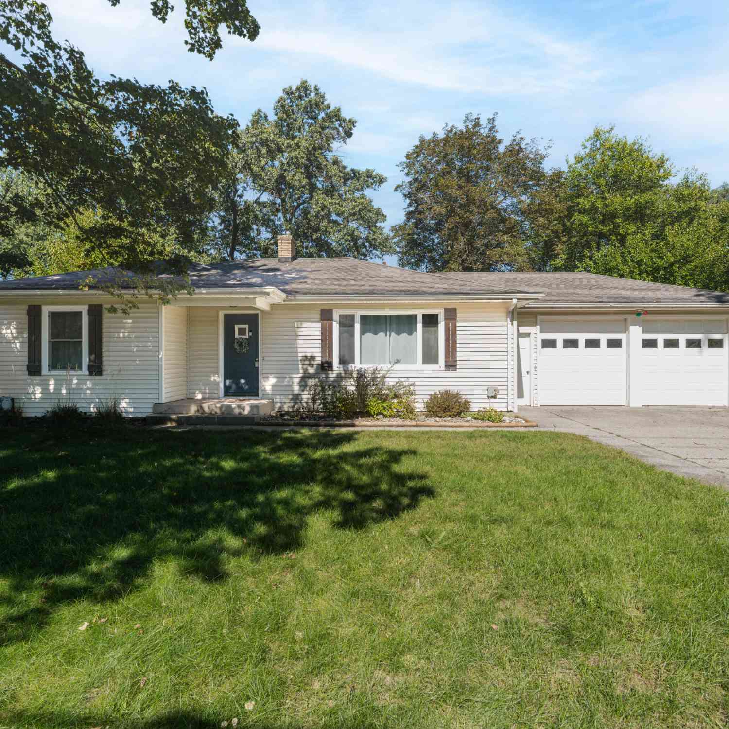 Homes For Sale - 202 W Melody Avenue<br/> Portage, MI 49024
