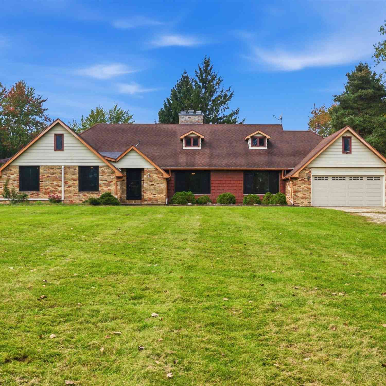 Homes For Sale - 9112 E Miller Road<br/> Durand, MI 48429