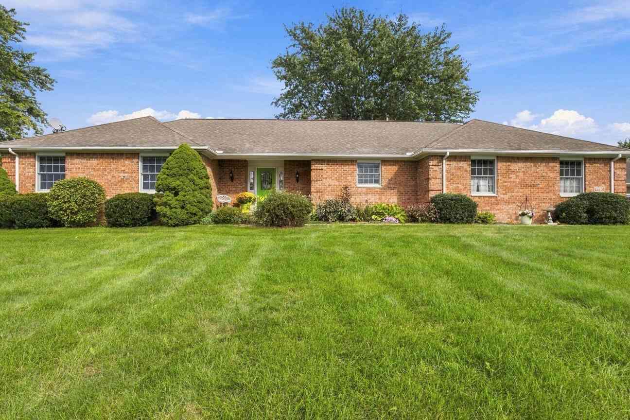 Homes For Sale - 6100 Mast Road<br/> Dexter, MI 48130