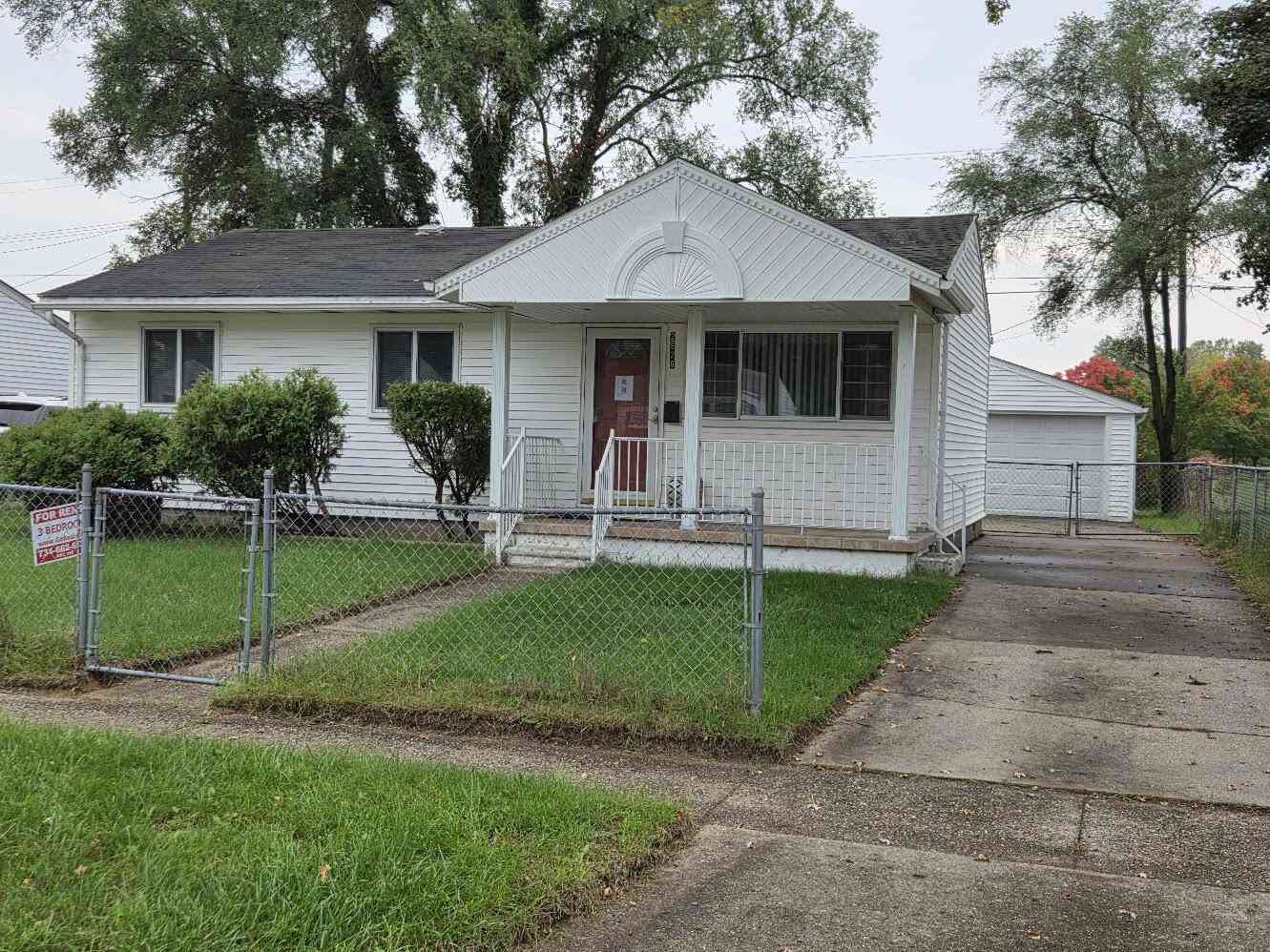 Homes For Rent - 2826 Appleridge Street<br/> Ypsilanti, MI 48198