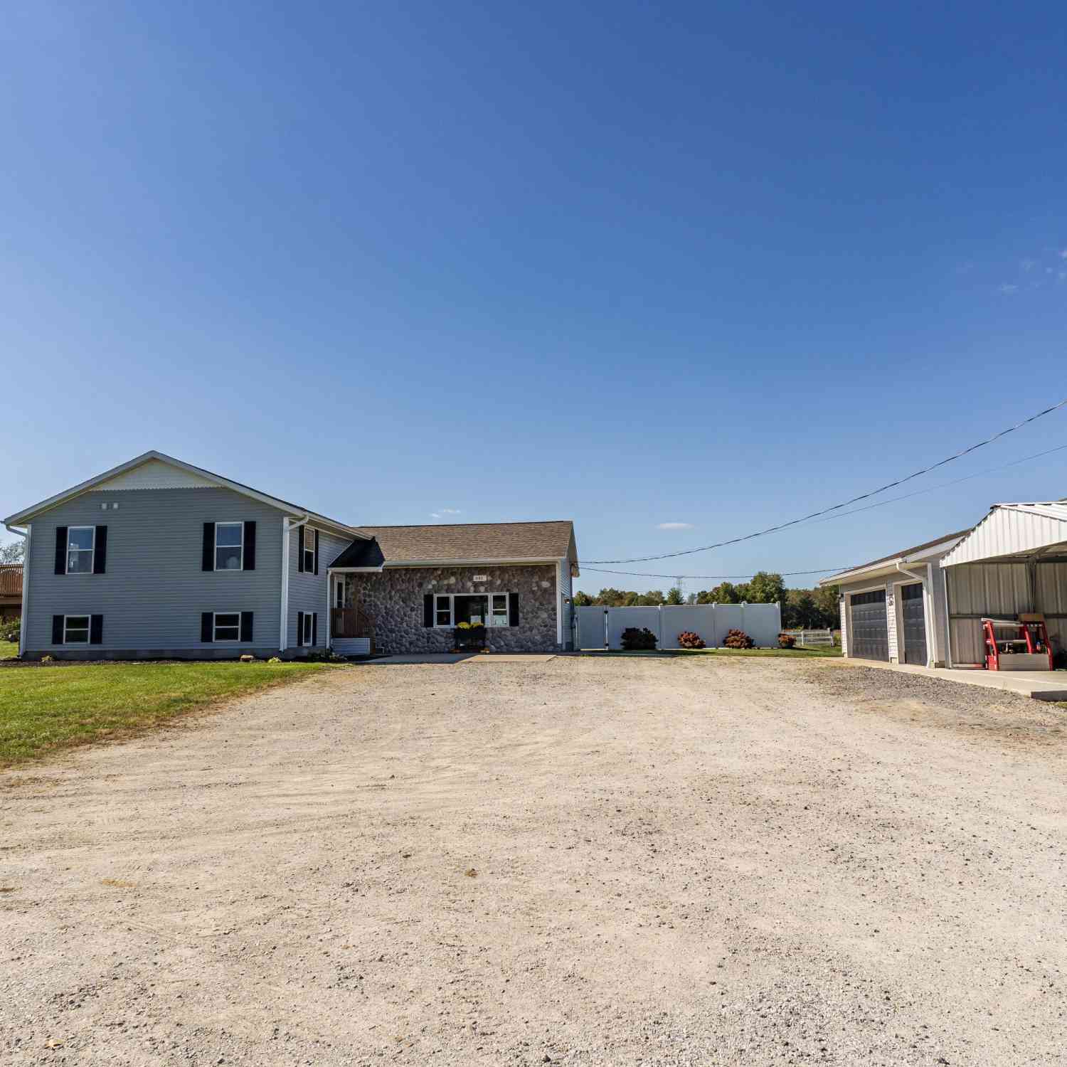 Homes For Sale - 645 S Bossett Road<br/> Ravenna, MI 49451