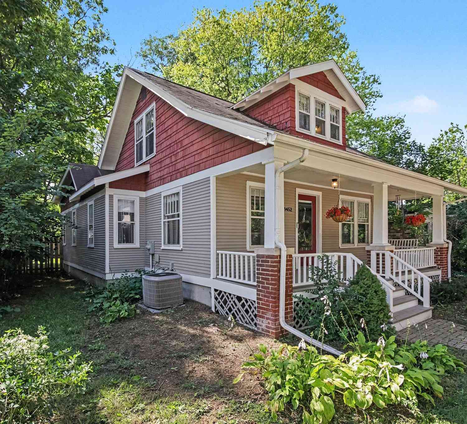 Homes For Sale - 1452 Rosewood Street<br/> Ann Arbor, MI 48104