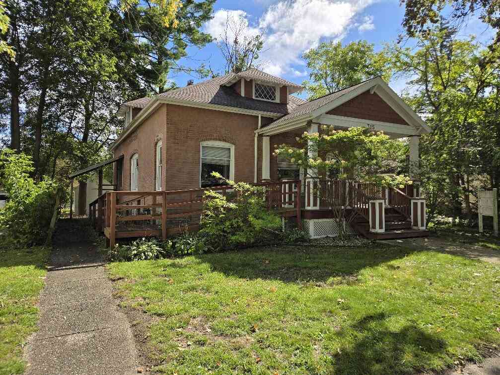 Homes For Sale - 315 Ives Avenue<br/> Big Rapids, MI 49307