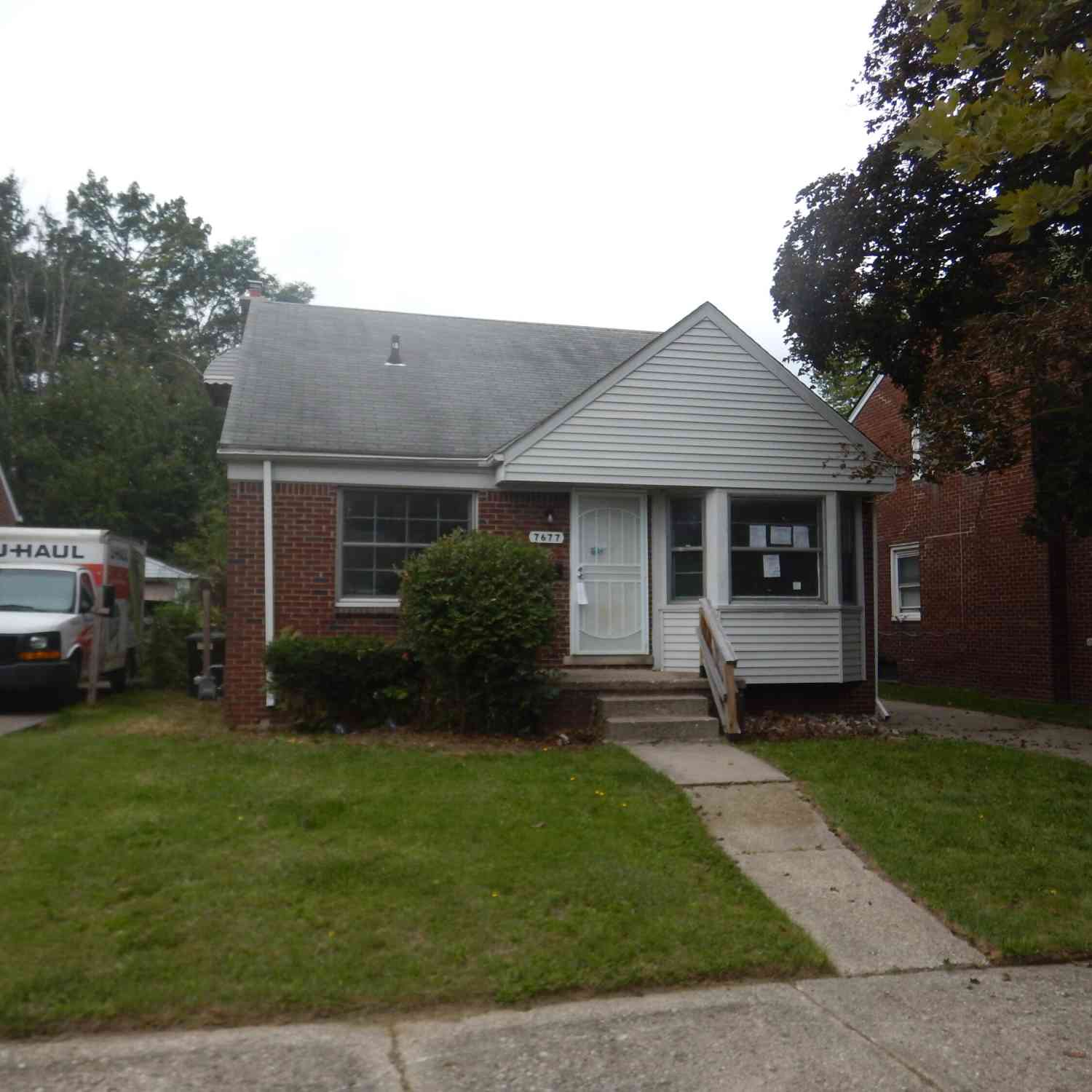 Homes For Sale - 7677 Dacosta<br/> Detroit, MI 48239