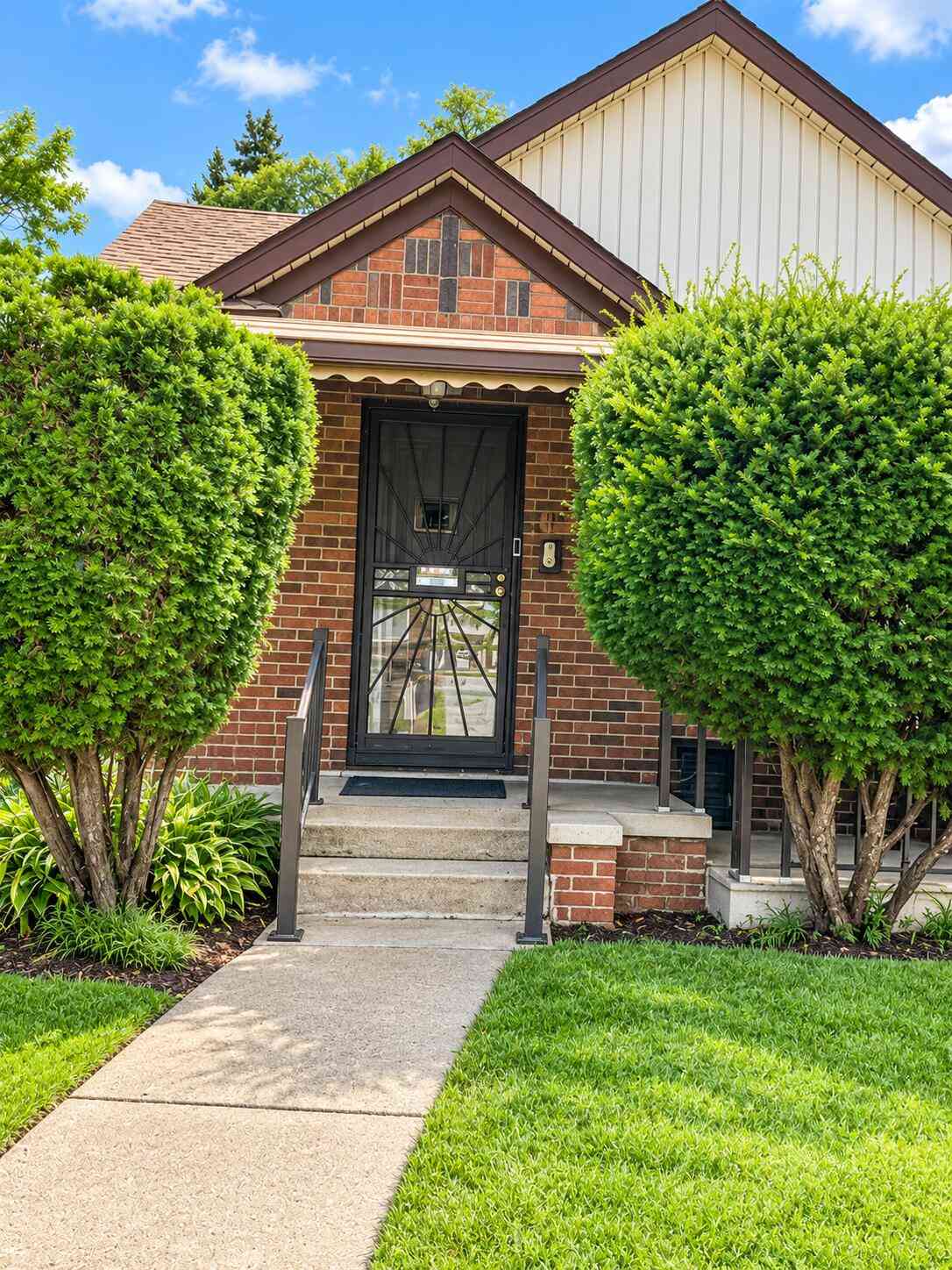 Homes For Sale - 16735 Saint Marys Street<br/> Detroit, MI 48235