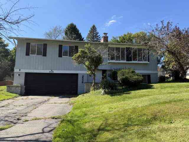 Homes For Sale - 2536 Tricia Drive<br/> Jackson, MI 49201