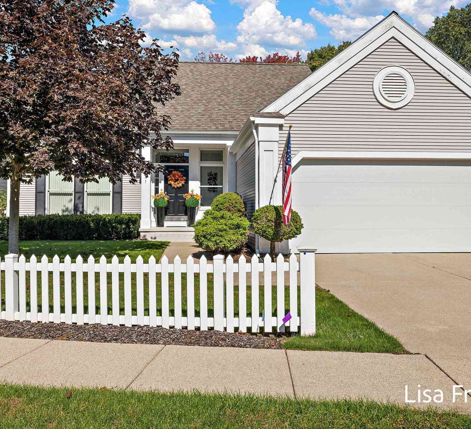 Condo For Sale - 17797 Woodcreek Lane<br/> Spring Lake, MI 49456