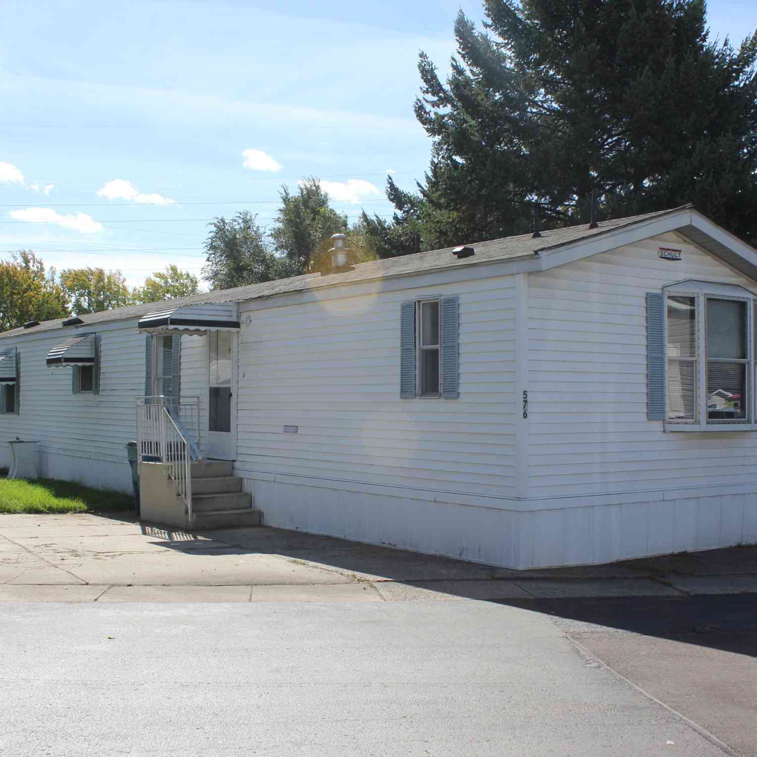 Mobile Home For Sale - 576 SE Jessica Street<br/> Kentwood, MI 49548