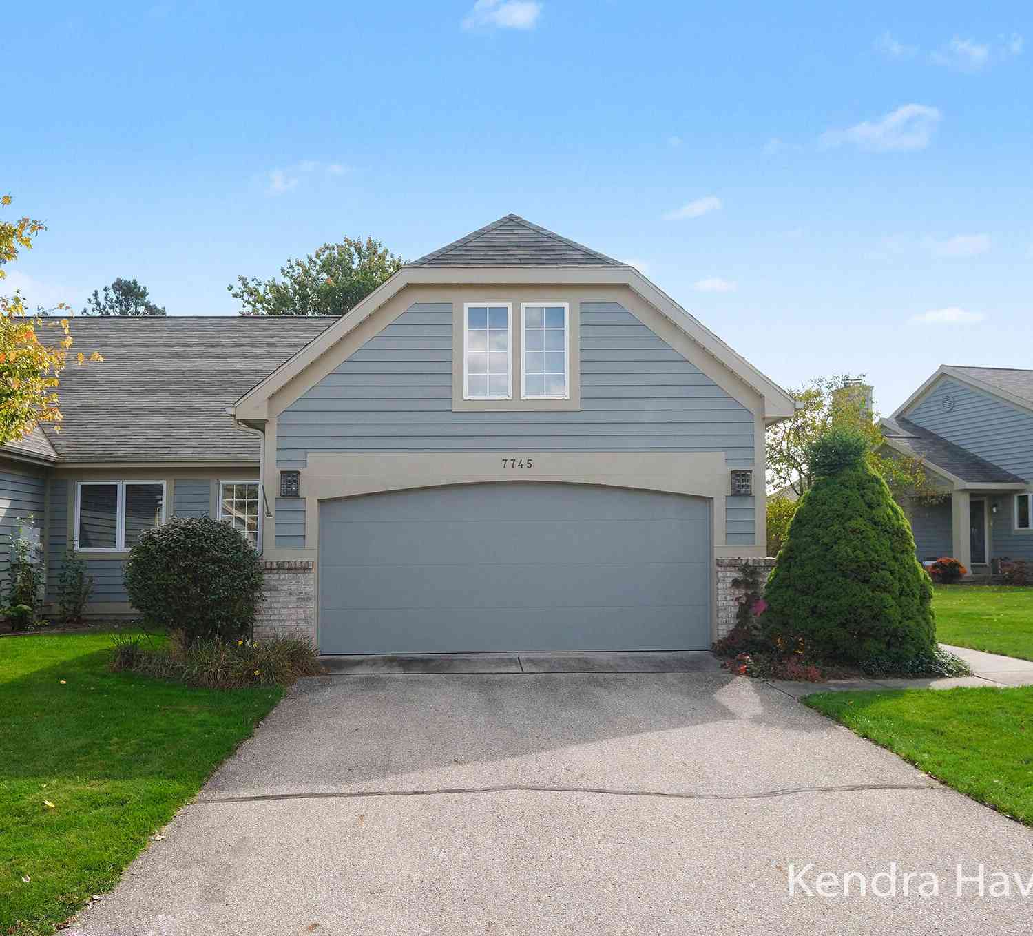 Condo For Sale - 7745 Greenbrier Drive<br/> Kent County, Rockford, MI 49341