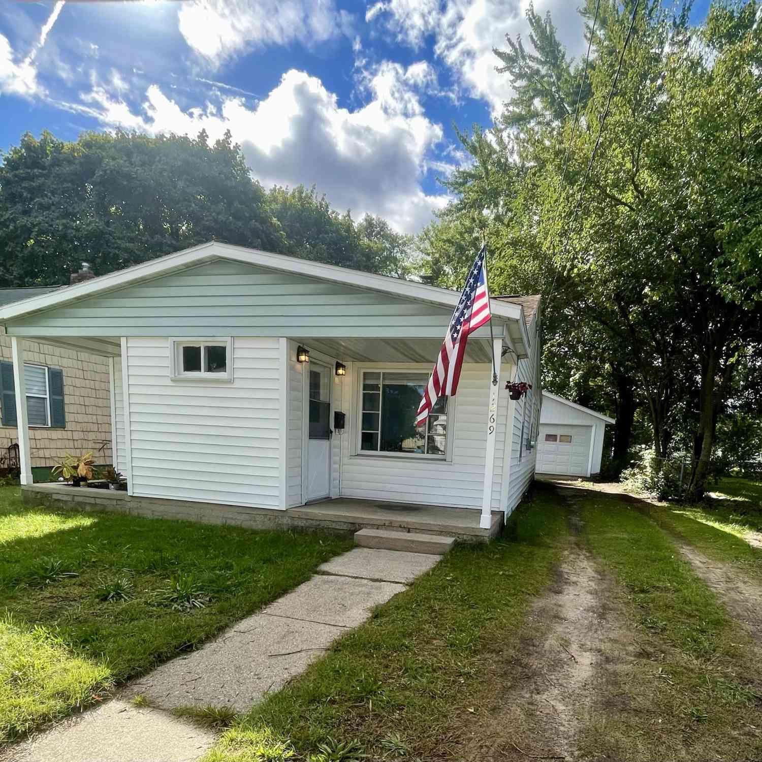Homes For Sale - 1269 Ada Avenue<br/> Muskegon, MI 49442