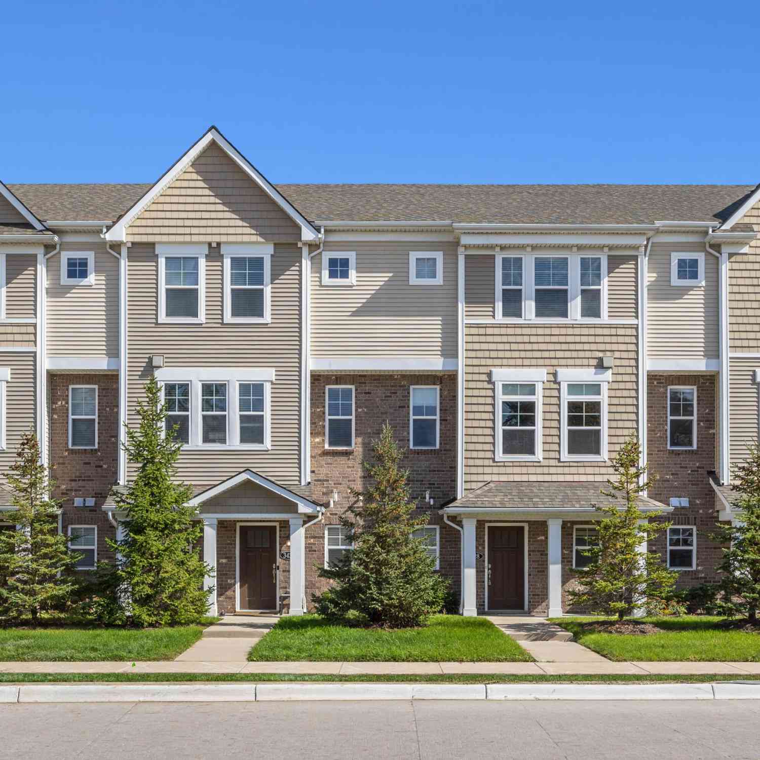 Condo For Sale - 3428 Rochester Road<br/> Royal Oak, MI 48073