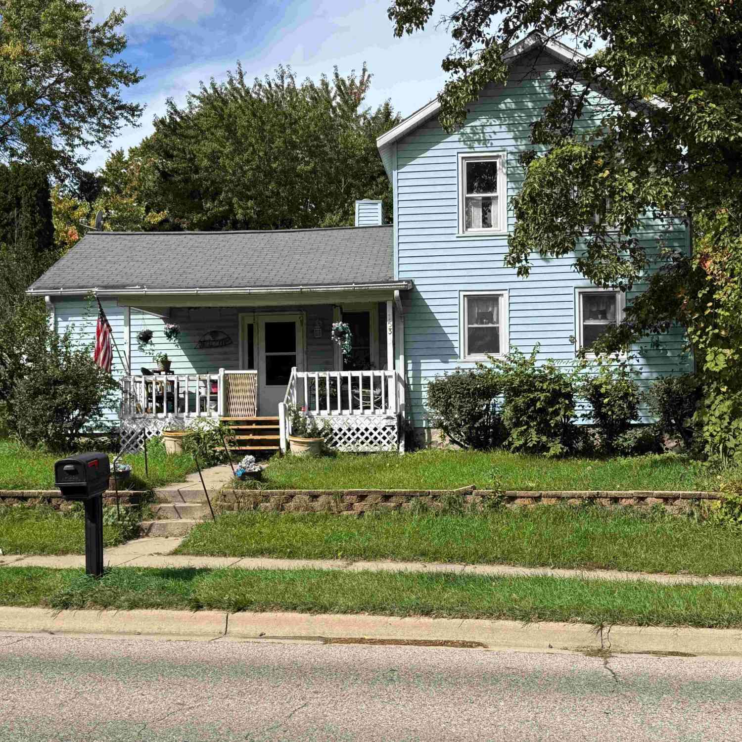 Homes For Sale - 153 Okemos Road<br/> Ingham County, Mason, MI 48854