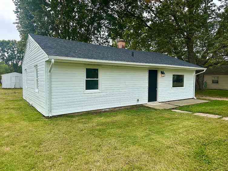 Homes For Sale - 2112 Kathryn Drive<br/> Niles, MI 49120