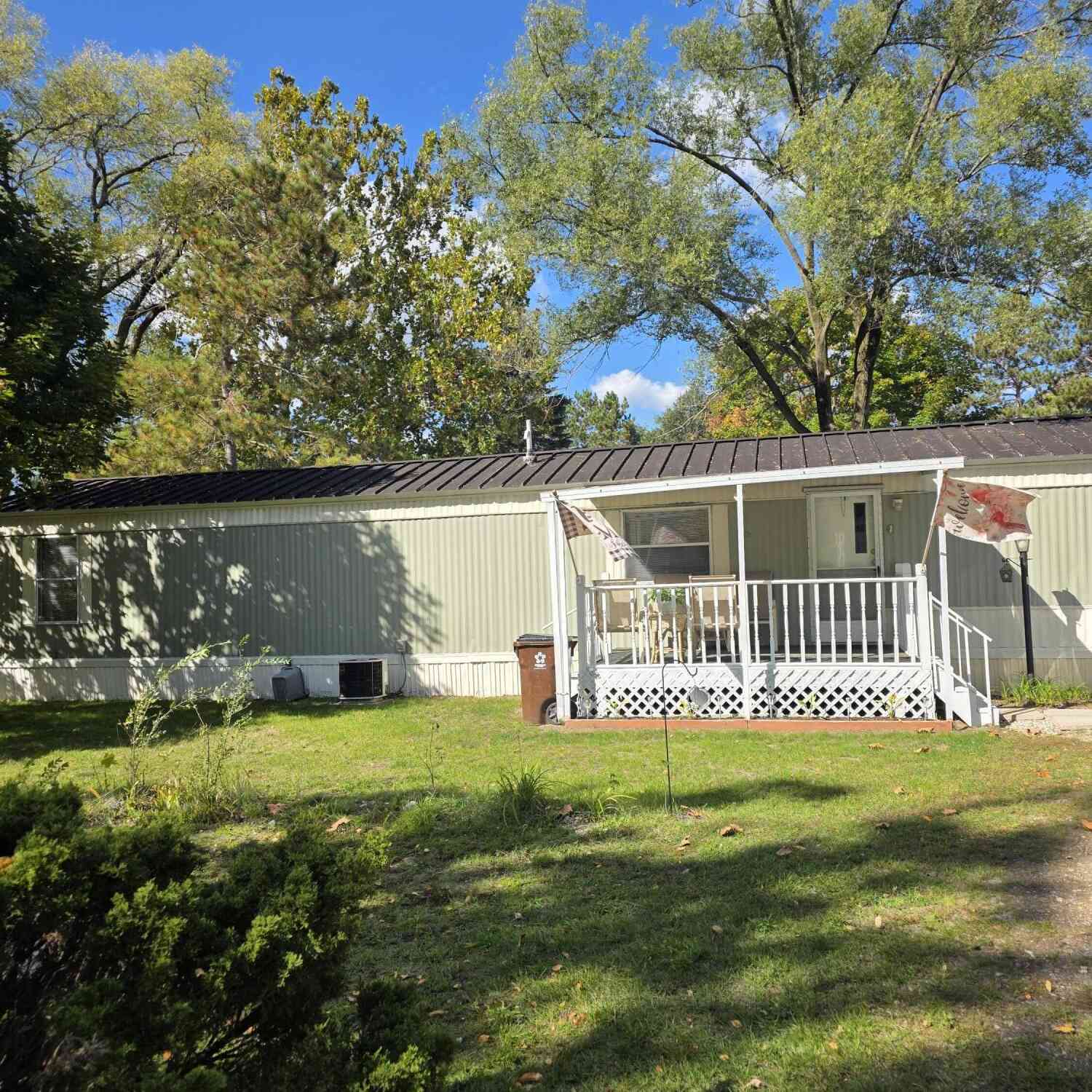 Mobile Home For Sale - 606 Bjornson Street #C11<br/> Big Rapids, MI 49307