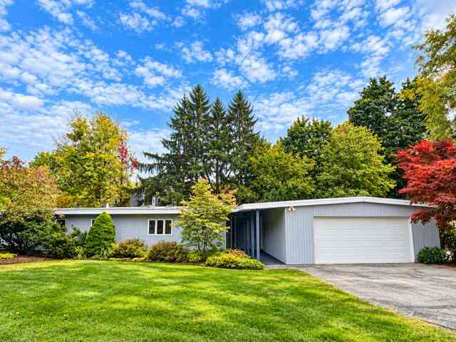 Homes For Sale - 4 Heatheridge Street<br/> Ann Arbor, MI 48104
