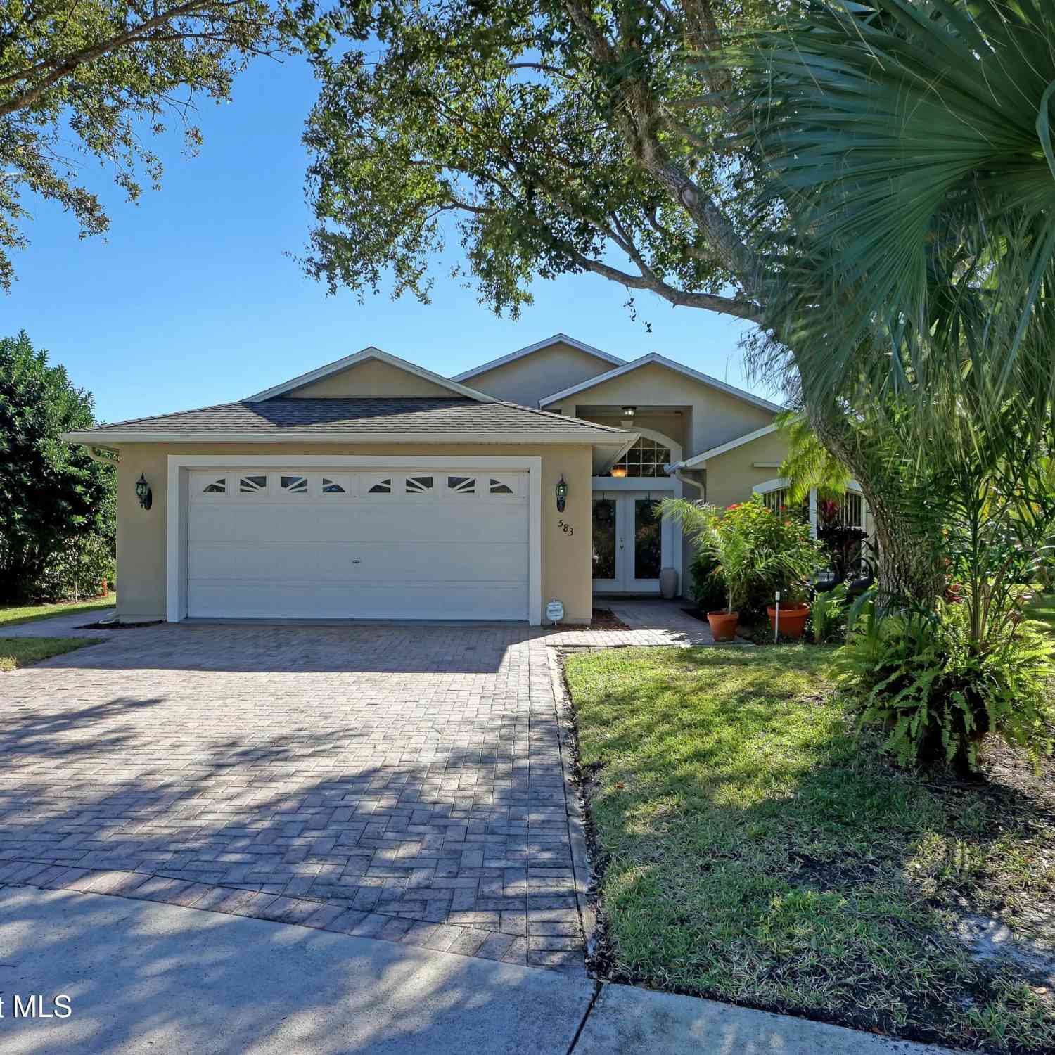 Homes For Sale - 583 Willow Court<br/> Sebastian, FL 32958