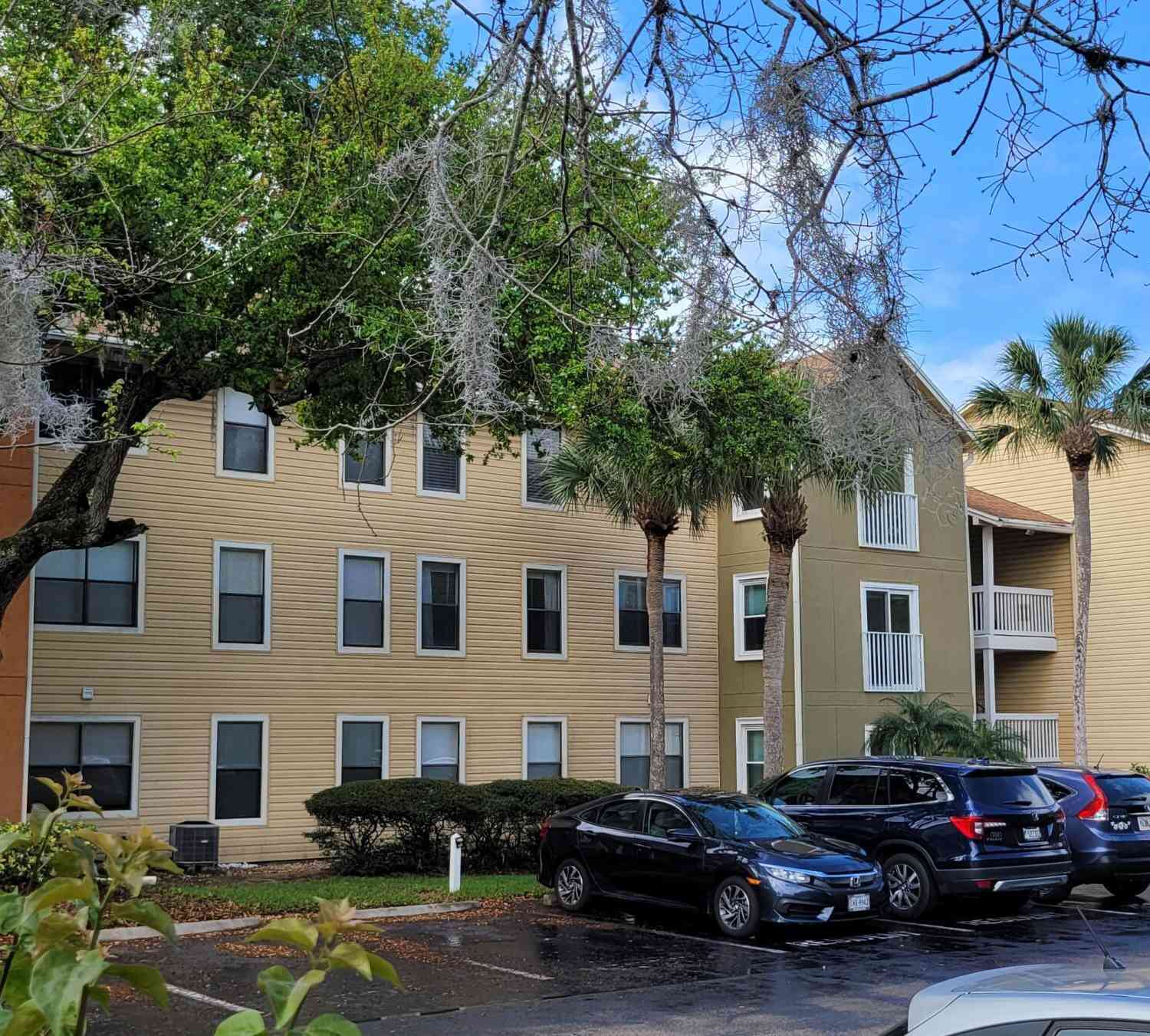 Condo For Rent - 225 S Tropical Trail #319<br/> Merritt Island, FL 32952