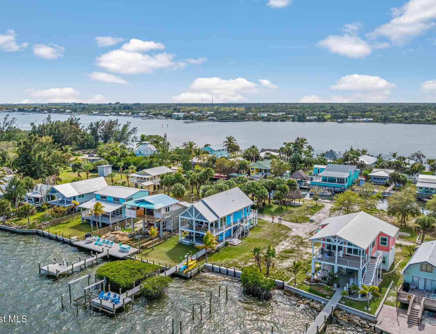 Homes For Sale - 18 Vip Island #B<br/> Grant, FL 32949