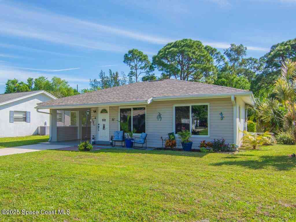 Homes For Sale - 1010 35th Avenue<br/> Vero Beach, FL 32960